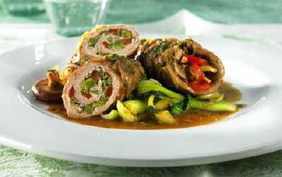 Kalbsrouladen mit Sojasprossen und Ingwer
