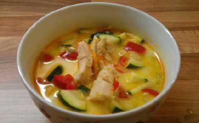Asiatische Hühnersuppe mit Kokosmilch nach dem issgesund-Rezept