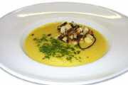 Zucchinicremesuppe / Zucchinisuppe nach dem issgesund-Rezept