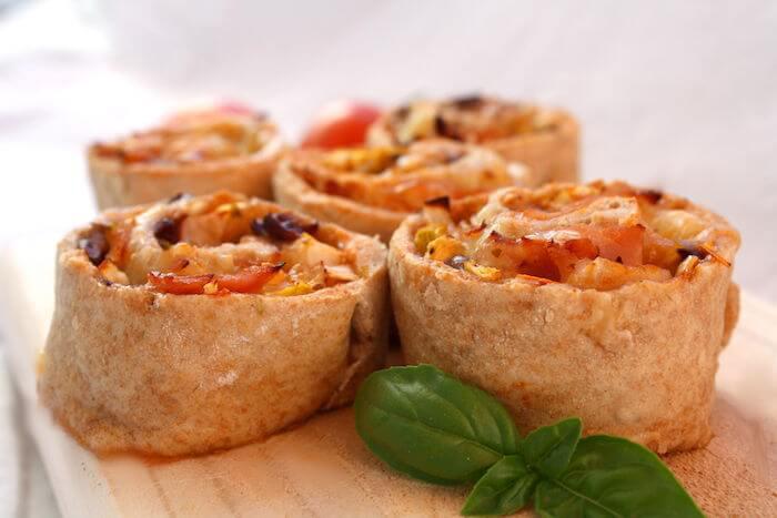 Pizzaschnecken aus Halbvollkornteig nach dem issgesund-Rezept