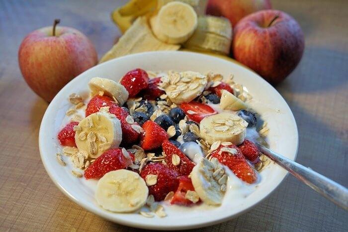 Früchte Müsli selber machen | issgesund.at